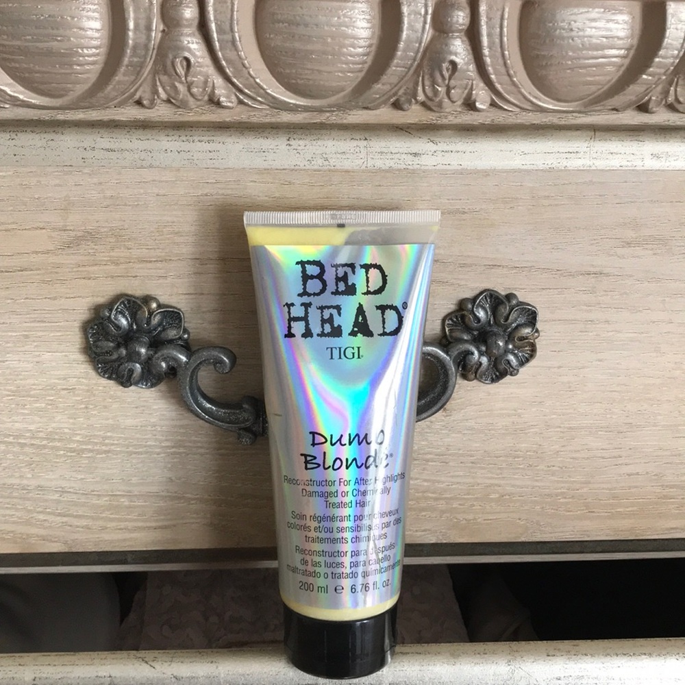 Dumb Blonde Bed Head Reconstructor Mask